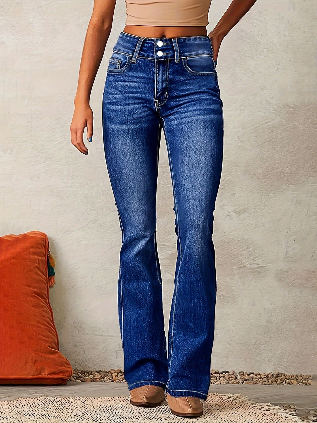 Aya - Elegant Fitted Jeans