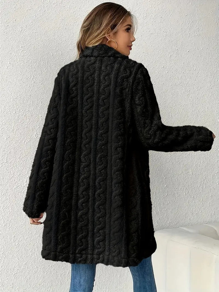 Léa - Cozy Faux Fur Coat